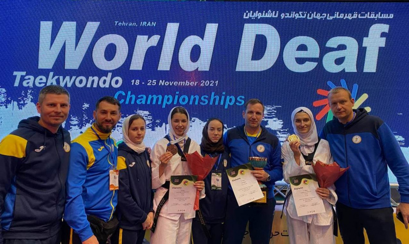 Українки вибороли «золото» та «бронзу» на І чемпіонаті світу з дефтхеквондо